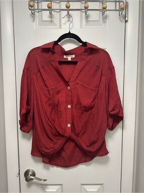 Lily Star Red Button-Front Knot Shirt